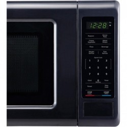 Magic Chef MC77MB Mikrowellenherd für die Arbeitsplatte, kleine Mikrowelle für kompakte Räume, 700 Watt, 0,7 Kubikfuß, schwarz